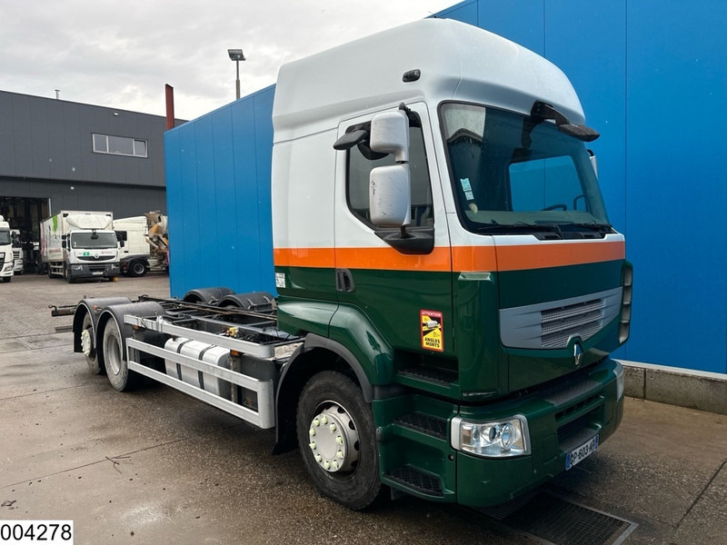 Renault Premium 370 Dxi 6x2, EURO 5 - Шаси кабина: снимка 3 Renault Premium 370 Dxi 6x2, EURO 5 - Шаси кабина: снимка 3