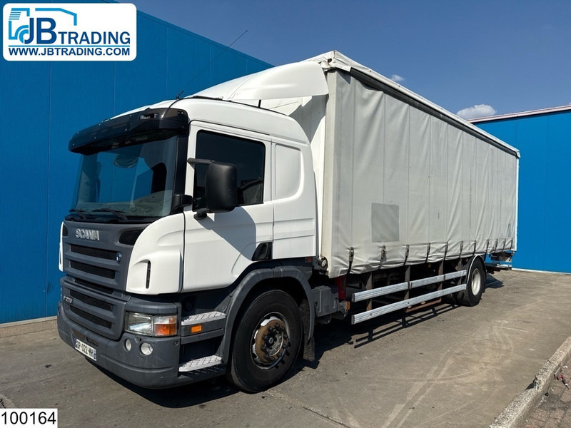 Scania P 270 EURO 3, 3p, Dhollandia - Камион с брезент: снимка 1 Scania P 270 EURO 3, 3p, Dhollandia - Камион с брезент: снимка 1
