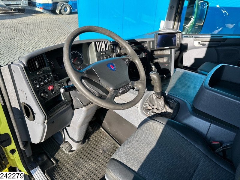 Scania P 320 EURO 5, Manual transmission, Retarder - За превоз на животни камион: снимка 5 Scania P 320 EURO 5, Manual transmission, Retarder - За превоз на животни камион: снимка 5