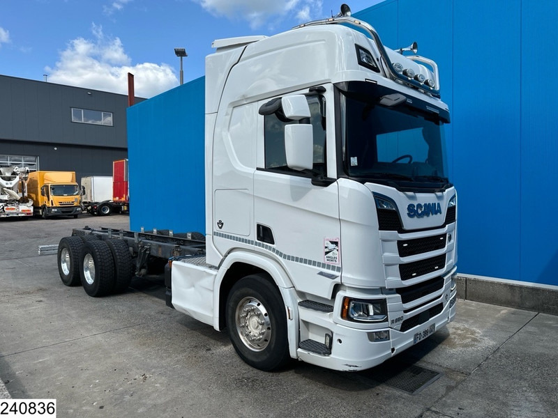 Scania R 650 6X4, EURO 6, Retarder, PTO - Шаси кабина: снимка 3 Scania R 650 6X4, EURO 6, Retarder, PTO - Шаси кабина: снимка 3