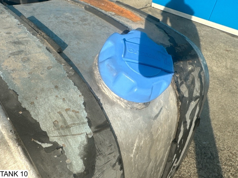 Universeel AdBlue Tank - Резервоар за гориво: снимка 5 Universeel AdBlue Tank - Резервоар за гориво: снимка 5