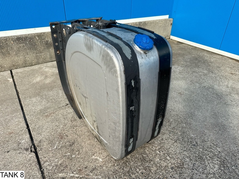 Universeel AdBlue Tank - Резервоар за гориво: снимка 3 Universeel AdBlue Tank - Резервоар за гориво: снимка 3