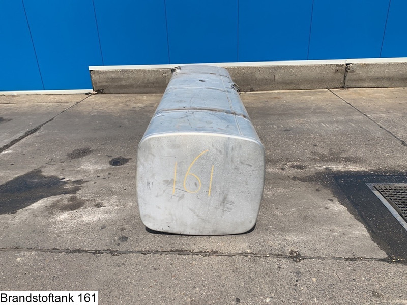 Universeel B 2.25 x D 0.70 x H 0.65 = 1000 liter - Резервоар за гориво: снимка 2 Universeel B 2.25 x D 0.70 x H 0.65 = 1000 liter - Резервоар за гориво: снимка 2