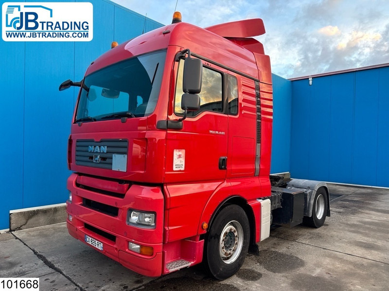 MAN TGA 18 440 EURO 4, Retarder, PTO, Hydraulic - Влекач: снимка 1 MAN TGA 18 440 EURO 4, Retarder, PTO, Hydraulic - Влекач: снимка 1