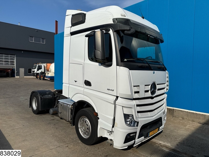 Mercedes-Benz Actros 1842 EURO 6 - Влекач: снимка 3 Mercedes-Benz Actros 1842 EURO 6 - Влекач: снимка 3