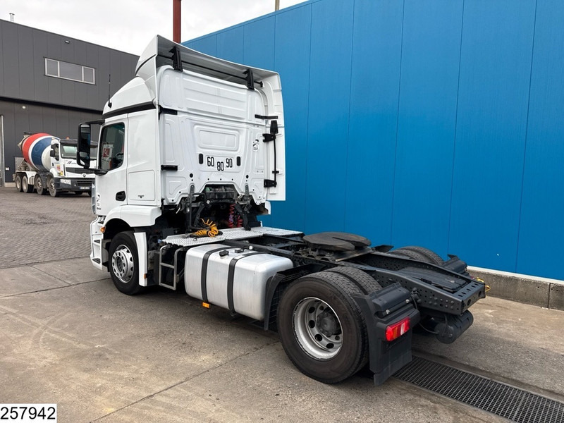 Mercedes-Benz Actros 1843 EURO 6 - Влекач: снимка 4 Mercedes-Benz Actros 1843 EURO 6 - Влекач: снимка 4