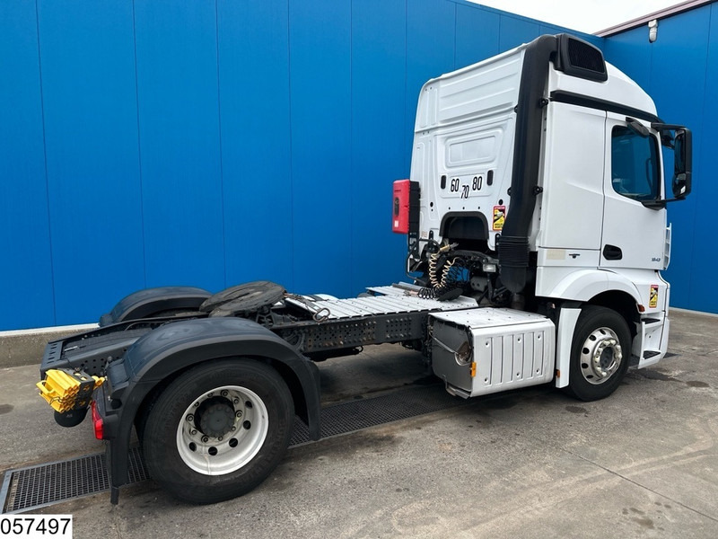 Mercedes-Benz Actros 1843 EURO 6, Retarder, PTO, Standairco - Влекач: снимка 2 Mercedes-Benz Actros 1843 EURO 6, Retarder, PTO, Standairco - Влекач: снимка 2
