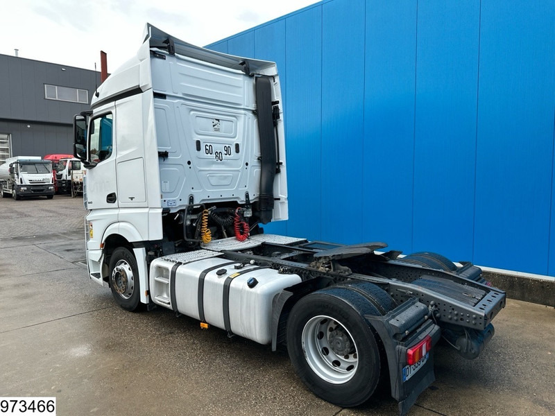 Mercedes-Benz Actros 1843 EURO 6, Retarder, Standairconditioning - Влекач: снимка 4 Mercedes-Benz Actros 1843 EURO 6, Retarder, Standairconditioning - Влекач: снимка 4