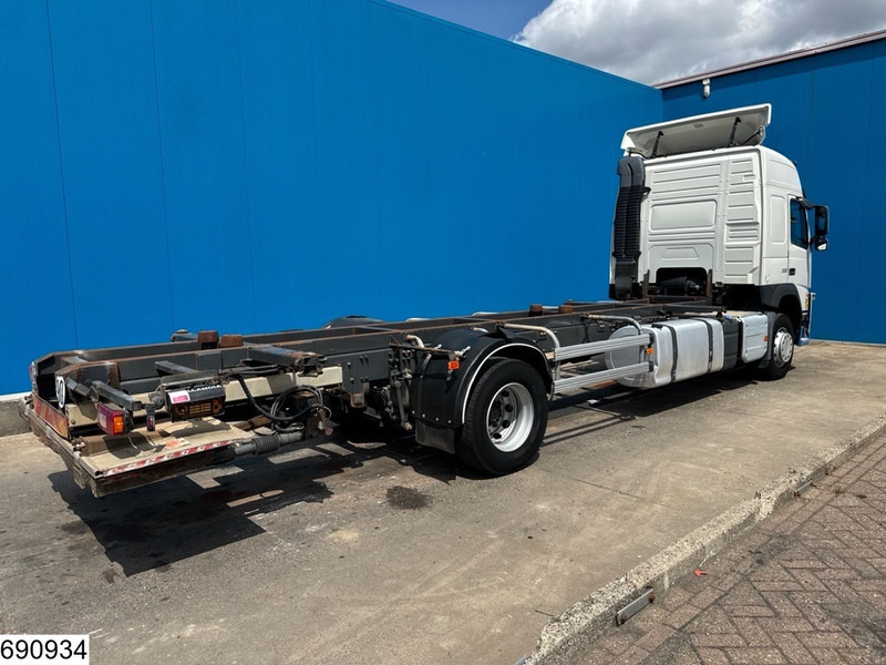 Volvo FM 330 EURO 6, BDF - Контейнеровоз/ Сменна каросерия камион: снимка 2 Volvo FM 330 EURO 6, BDF - Контейнеровоз/ Сменна каросерия камион: снимка 2