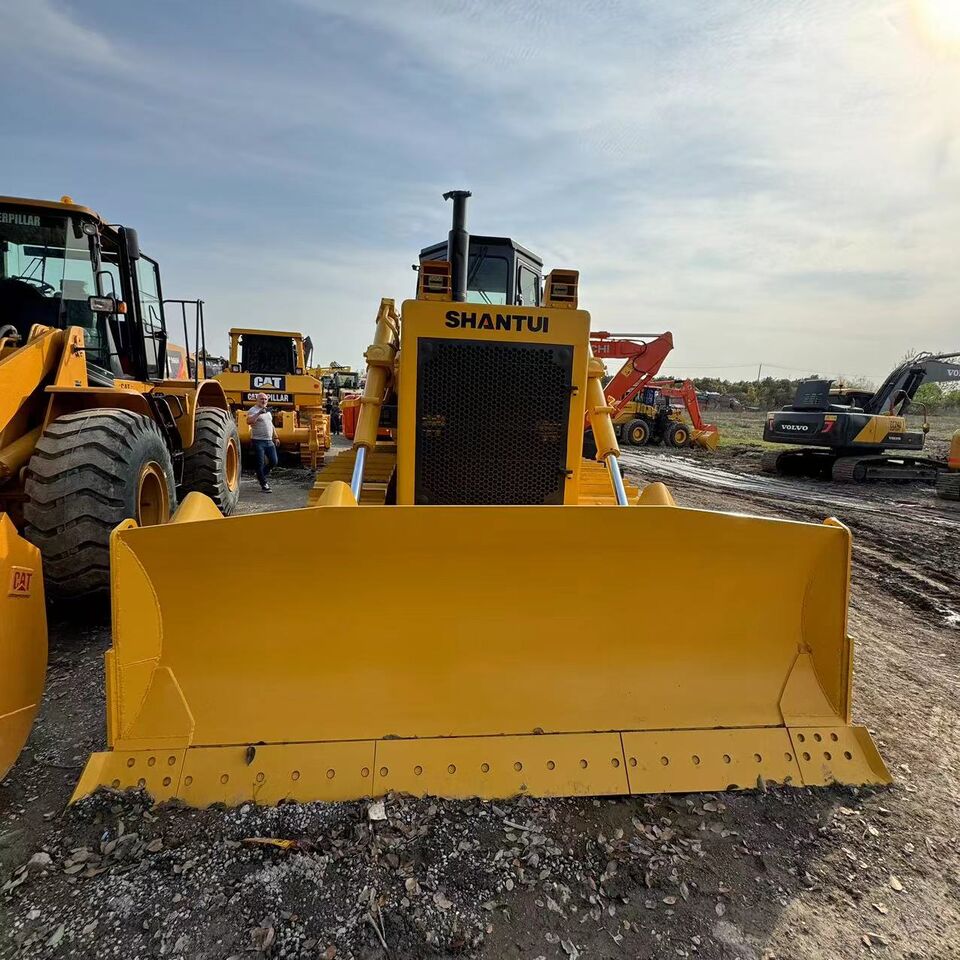 SHANTUI Equipped With Heavy Blade & Ripper For Dozing & Ripping ,high quality,second hand, low working hoursSD22 - Булдозер: снимка 2 SHANTUI Equipped With Heavy Blade & Ripper For Dozing & Ripping ,high quality,second hand, low working hoursSD22 - Булдозер: снимка 2