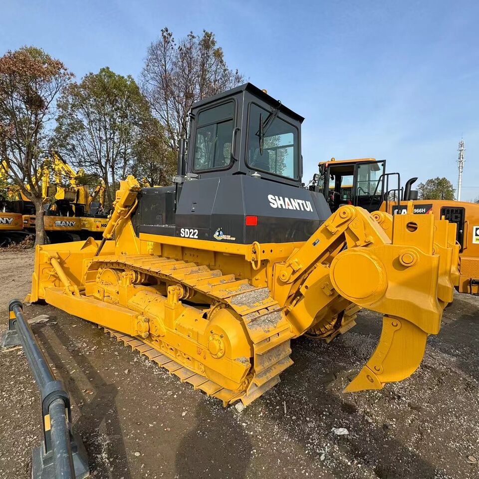 SHANTUI Equipped With Heavy Blade & Ripper For Dozing & Ripping ,high quality,second hand, low working hoursSD22 - Булдозер: снимка 1 SHANTUI Equipped With Heavy Blade & Ripper For Dozing & Ripping ,high quality,second hand, low working hoursSD22 - Булдозер: снимка 1