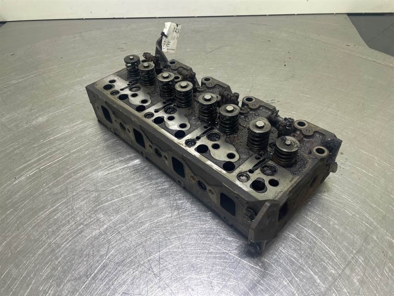 Ahlmann AS900-Cummins B3.3T-Cylinder head/Zylinderköpf - Двигател за Строителна техника: снимка 4 Ahlmann AS900-Cummins B3.3T-Cylinder head/Zylinderköpf - Двигател за Строителна техника: снимка 4