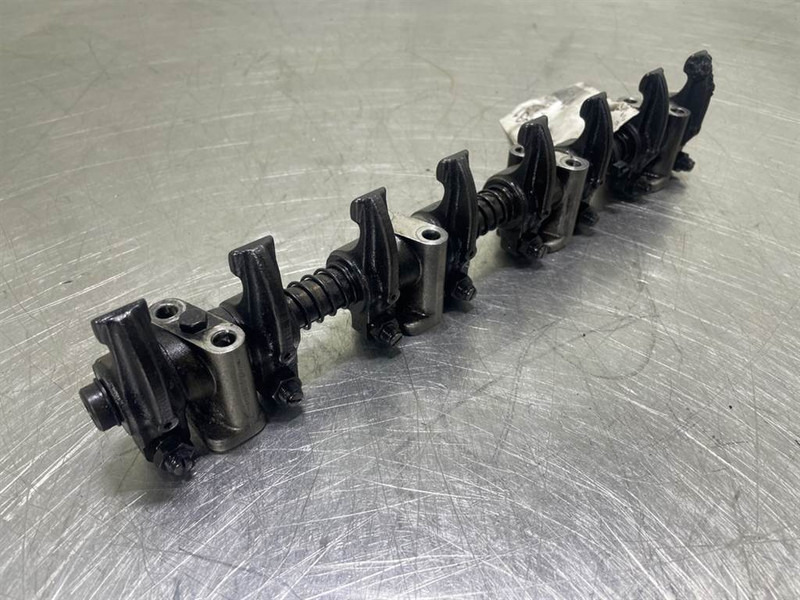 Ahlmann AS900-Cummins B3.3T-Rocker arm assembly - Двигател за Строителна техника: снимка 3 Ahlmann AS900-Cummins B3.3T-Rocker arm assembly - Двигател за Строителна техника: снимка 3