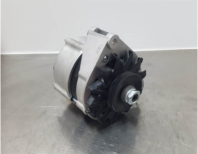 Ahlmann AZ14-28V 35A-Alternator/Lichtmaschine/Dynamo - Двигател за Строителна техника: снимка 1 Ahlmann AZ14-28V 35A-Alternator/Lichtmaschine/Dynamo - Двигател за Строителна техника: снимка 1