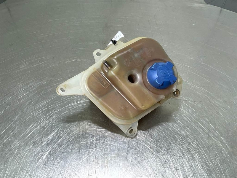 Ahlmann AZ14-4109530A/4109531A-Expansion tank/Behälter - Двигател за Строителна техника: снимка 3 Ahlmann AZ14-4109530A/4109531A-Expansion tank/Behälter - Двигател за Строителна техника: снимка 3