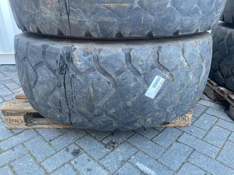 Ahlmann AZ14-BKT 17.5R25-Tire/Reifen/Band - Гуми и джанти за Строителна техника: снимка 5 Ahlmann AZ14-BKT 17.5R25-Tire/Reifen/Band - Гуми и джанти за Строителна техника: снимка 5