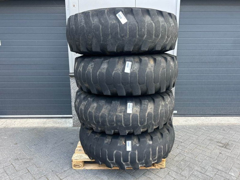 Ahlmann AZ14-CEAT 17.5-25-Tire/Reifen/Band - Гуми и джанти за Строителна техника: снимка 1 Ahlmann AZ14-CEAT 17.5-25-Tire/Reifen/Band - Гуми и джанти за Строителна техника: снимка 1
