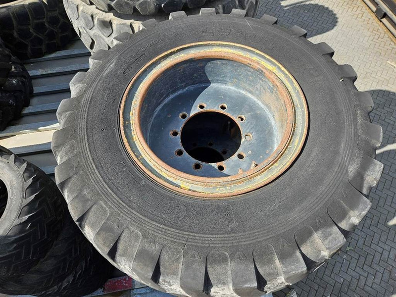 Ahlmann AZ14-CEAT 17.5-25-Tire/Reifen/Band - Гуми и джанти за Строителна техника: снимка 3 Ahlmann AZ14-CEAT 17.5-25-Tire/Reifen/Band - Гуми и джанти за Строителна техника: снимка 3