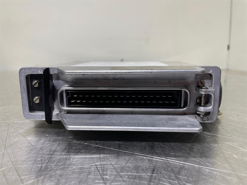 Ahlmann AZ14-ZF 6009304087-Switch kabinet/Schaltschrank - Електрическа система за Строителна техника: снимка 3 Ahlmann AZ14-ZF 6009304087-Switch kabinet/Schaltschrank - Електрическа система за Строителна техника: снимка 3