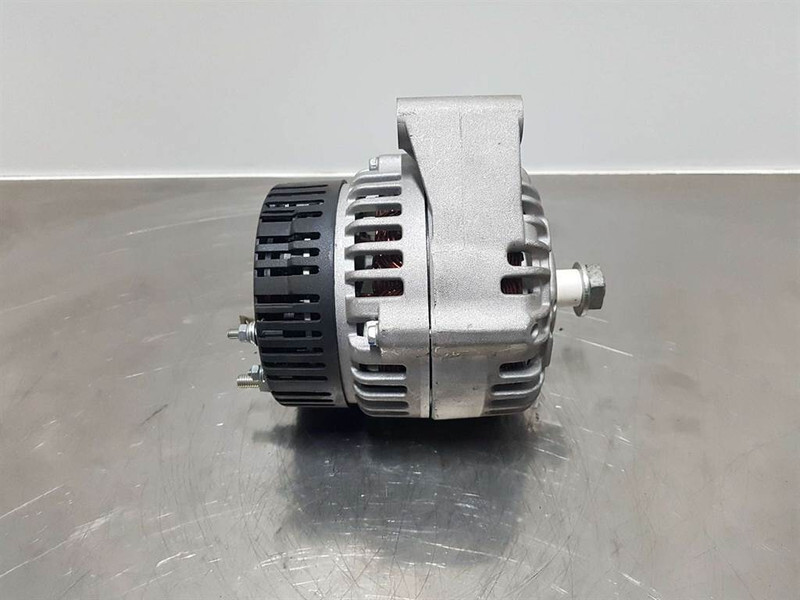 Ahlmann AZ150-28V 55A-Alternator/Lichtmaschine/Dynamo - Двигател за Строителна техника: снимка 3 Ahlmann AZ150-28V 55A-Alternator/Lichtmaschine/Dynamo - Двигател за Строителна техника: снимка 3