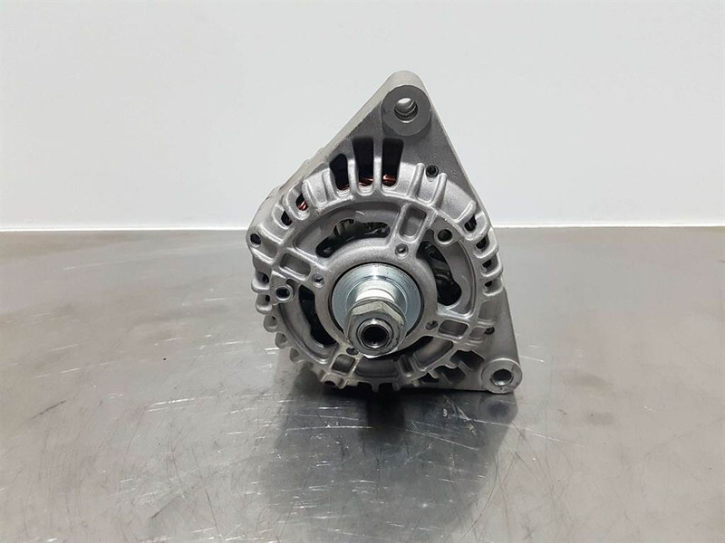 Ahlmann AZ150-28V 55A-Alternator/Lichtmaschine/Dynamo - Двигател за Строителна техника: снимка 2 Ahlmann AZ150-28V 55A-Alternator/Lichtmaschine/Dynamo - Двигател за Строителна техника: снимка 2