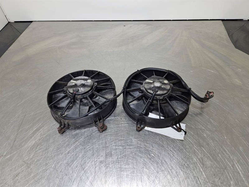 Ahlmann AZ210E-Spal VA15-BP70 24V-Fan/Lüfter/Ventilator - Електрическа система за Строителна техника: снимка 2 Ahlmann AZ210E-Spal VA15-BP70 24V-Fan/Lüfter/Ventilator - Електрическа система за Строителна техника: снимка 2