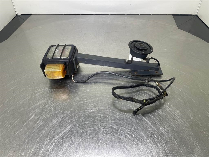 Ahlmann AZ6-4145335O/4193447A-Light/Leuchte/Verlichting - Електрическа система за Строителна техника: снимка 1 Ahlmann AZ6-4145335O/4193447A-Light/Leuchte/Verlichting - Електрическа система за Строителна техника: снимка 1