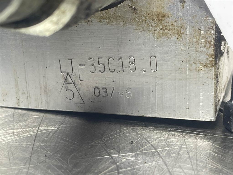 Ahlmann AZ6-4195590A-LT-35C18.0-Valve/Doppelschockventil - Хидравлика за Строителна техника: снимка 4 Ahlmann AZ6-4195590A-LT-35C18.0-Valve/Doppelschockventil - Хидравлика за Строителна техника: снимка 4