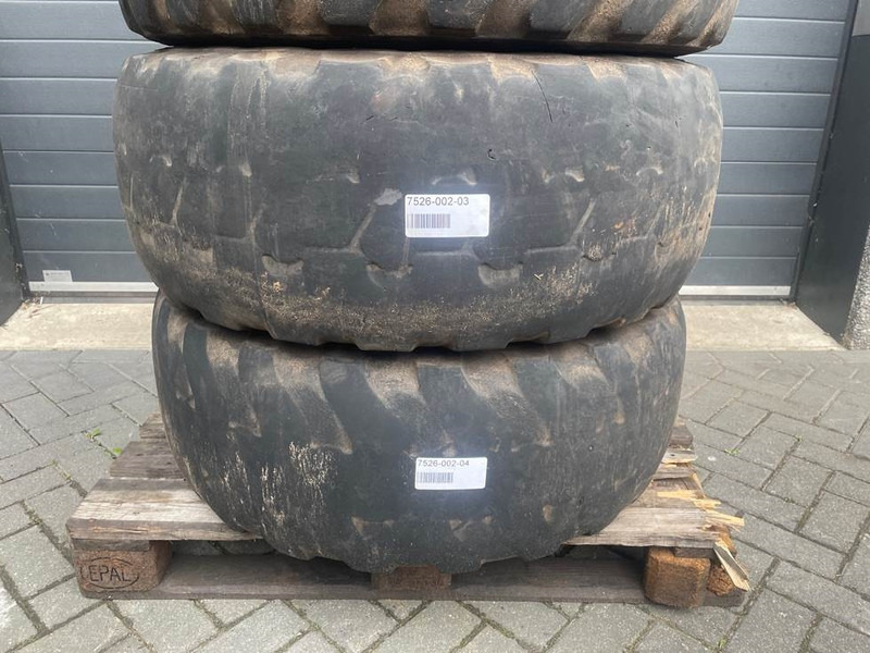 Ahlmann AZ6-Alliance 405/70R20 (16/70R20)-Tire/Reifen/Band - Гуми и джанти за Строителна техника: снимка 3 Ahlmann AZ6-Alliance 405/70R20 (16/70R20)-Tire/Reifen/Band - Гуми и джанти за Строителна техника: снимка 3