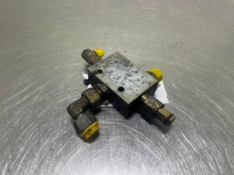 Ahlmann AZ6-Oil Control 084396030320000-Senkbremsventile - Хидравлика за Строителна техника: снимка 3 Ahlmann AZ6-Oil Control 084396030320000-Senkbremsventile - Хидравлика за Строителна техника: снимка 3