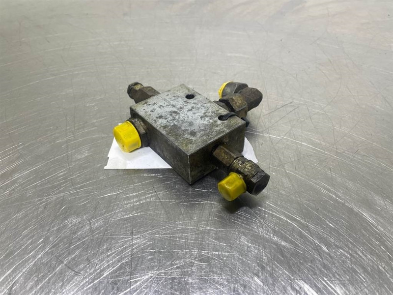 Ahlmann AZ6-Oil Control 084396030320000-Senkbremsventile - Хидравлика за Строителна техника: снимка 2 Ahlmann AZ6-Oil Control 084396030320000-Senkbremsventile - Хидравлика за Строителна техника: снимка 2