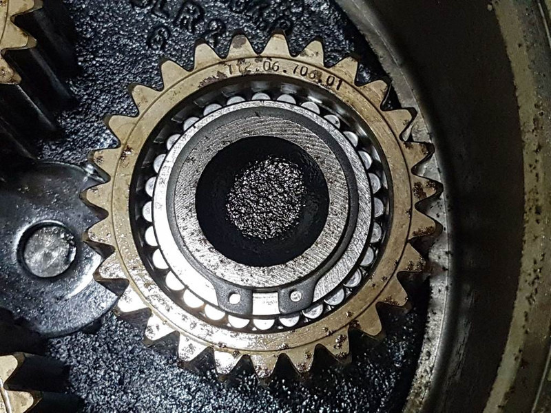 Atlas -Spicer Dana 1120605064-Final drive/Endantrieb - Ос и части за Строителна техника: снимка 5 Atlas -Spicer Dana 1120605064-Final drive/Endantrieb - Ос и части за Строителна техника: снимка 5
