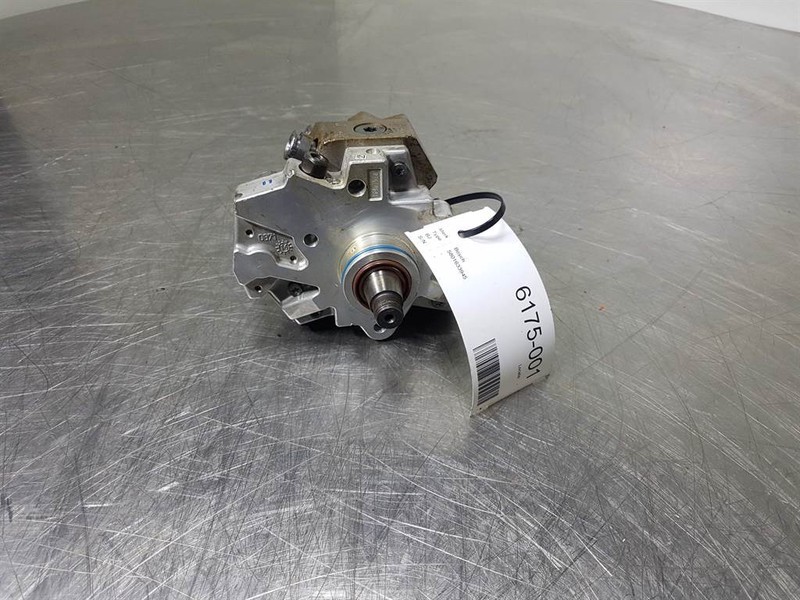 Bosch 5801633945-Fuel pump/Kraftstoffpumpe/Brandstofpomp - Двигател и части за Строителна техника: снимка 2 Bosch 5801633945-Fuel pump/Kraftstoffpumpe/Brandstofpomp - Двигател и части за Строителна техника: снимка 2