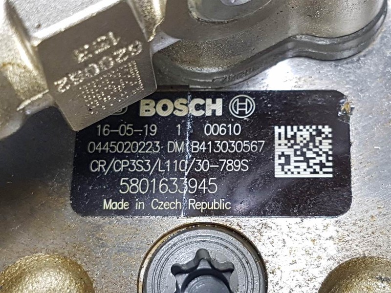 Bosch 5801633945-Fuel pump/Kraftstoffpumpe/Brandstofpomp - Двигател и части за Строителна техника: снимка 5 Bosch 5801633945-Fuel pump/Kraftstoffpumpe/Brandstofpomp - Двигател и части за Строителна техника: снимка 5