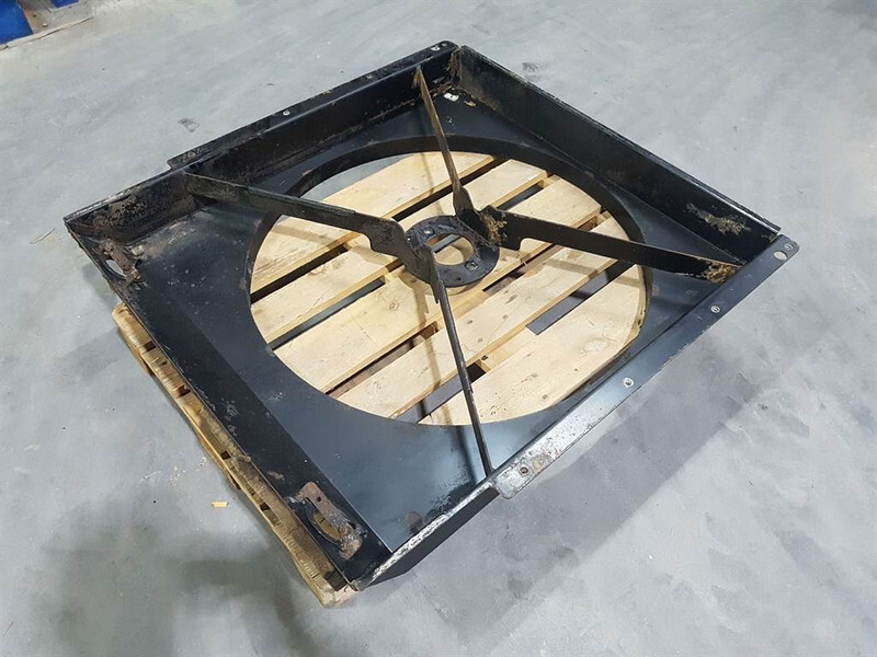 Case 921C -Fan/Lüfterrad/Koelvin - Двигател за Строителна техника: снимка 3 Case 921C -Fan/Lüfterrad/Koelvin - Двигател за Строителна техника: снимка 3