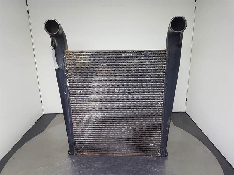 Case 921C-Modine 259332A4-Cooler/Kühler/Koeler - Двигател за Строителна техника: снимка 1 Case 921C-Modine 259332A4-Cooler/Kühler/Koeler - Двигател за Строителна техника: снимка 1