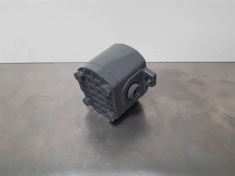 Case CX55-Kobelco SK 55-AP2D25-Gearpump/Zahnradpumpe - Хидравлика за Строителна техника: снимка 3 Case CX55-Kobelco SK 55-AP2D25-Gearpump/Zahnradpumpe - Хидравлика за Строителна техника: снимка 3