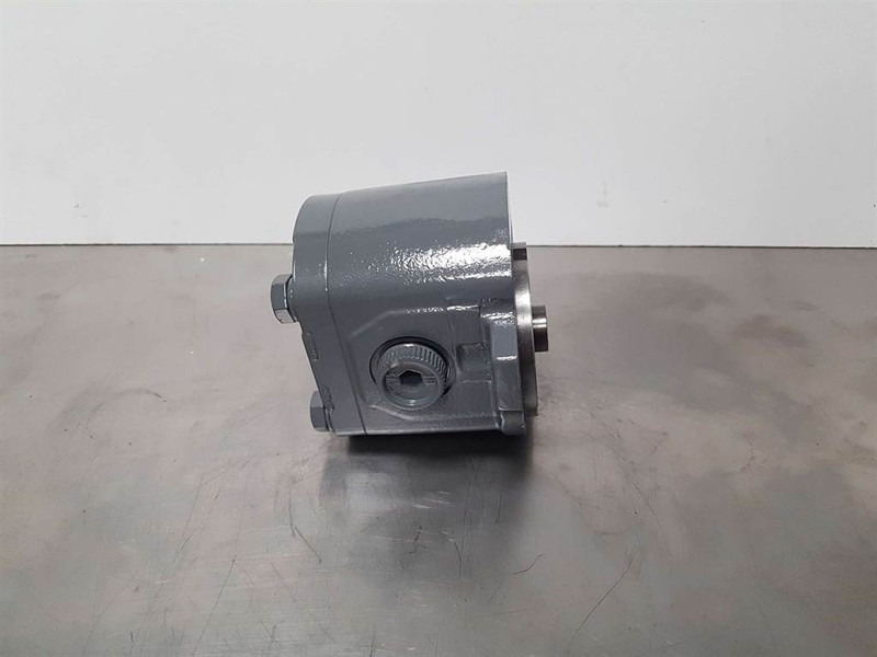 Case CX55-Kobelco SK 55-AP2D25-Gearpump/Zahnradpumpe - Хидравлика за Строителна техника: снимка 4 Case CX55-Kobelco SK 55-AP2D25-Gearpump/Zahnradpumpe - Хидравлика за Строителна техника: снимка 4