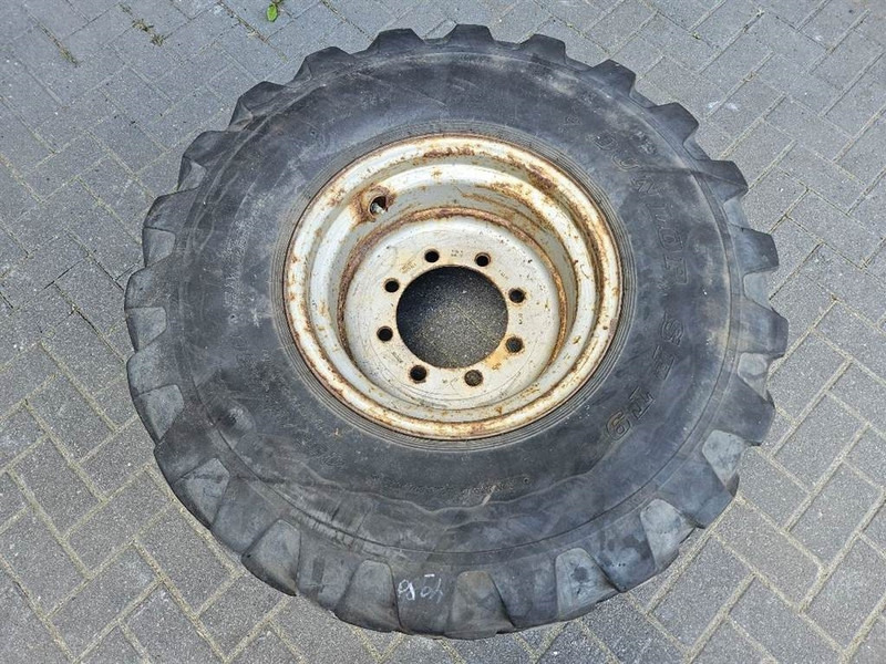 DUNLOP 455/70-R20 (17.5/70R20) - Tire/Reifen/Band - Гуми и джанти за Строителна техника: снимка 3 DUNLOP 455/70-R20 (17.5/70R20) - Tire/Reifen/Band - Гуми и джанти за Строителна техника: снимка 3