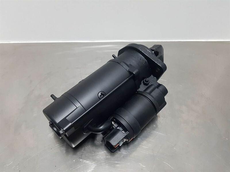 Deutz 1012/1013-24V 9T 4,0KW-Starter/Anlasser/Startmotor - Двигател за Строителна техника: снимка 3 Deutz 1012/1013-24V 9T 4,0KW-Starter/Anlasser/Startmotor - Двигател за Строителна техника: снимка 3