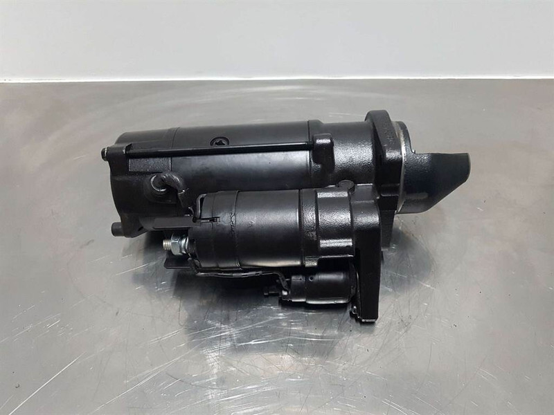 Deutz 12V 9T 4,0KW - Starter/Anlasser/Startmotor - Двигател за Строителна техника: снимка 2 Deutz 12V 9T 4,0KW - Starter/Anlasser/Startmotor - Двигател за Строителна техника: снимка 2