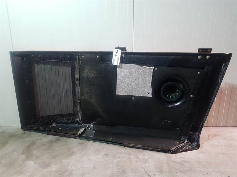 Dieci Telehandler - Engine hood/Motorhaube/Motorkap - Рама/ Шаси: снимка 3 Dieci Telehandler - Engine hood/Motorhaube/Motorkap - Рама/ Шаси: снимка 3