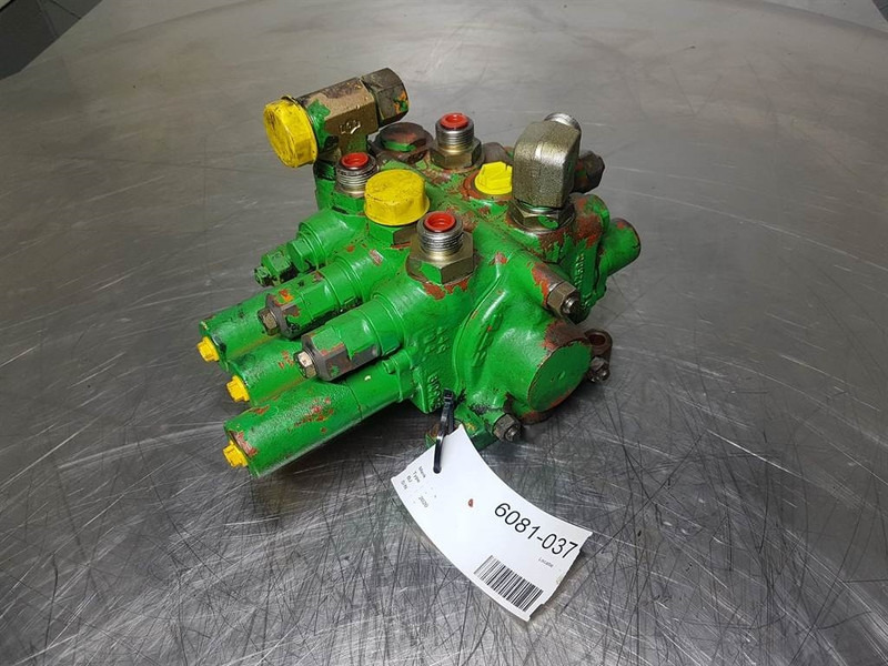 FIAT-HITACHI 21030-43041 - Hitachi W110 A - Valve/Ventiel - Хидравлика: снимка 1 FIAT-HITACHI 21030-43041 - Hitachi W110 A - Valve/Ventiel - Хидравлика: снимка 1