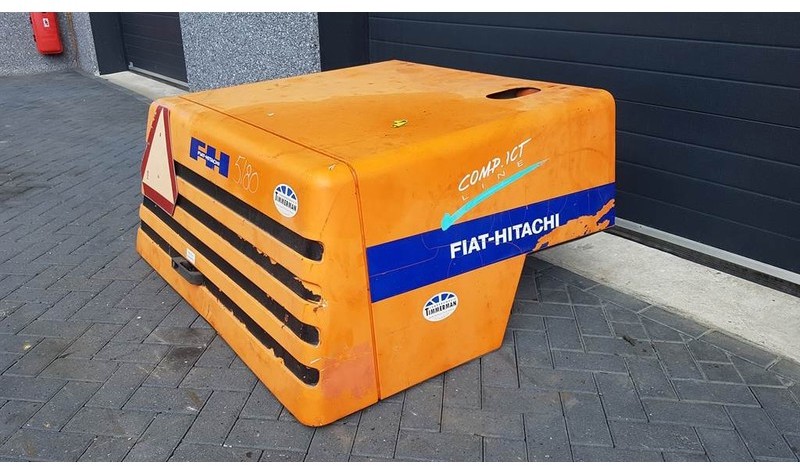 FIAT-HITACHI W 70 H - Engine hood/Motorhaube/Motorkap - Рама/ Шаси: снимка 3 FIAT-HITACHI W 70 H - Engine hood/Motorhaube/Motorkap - Рама/ Шаси: снимка 3