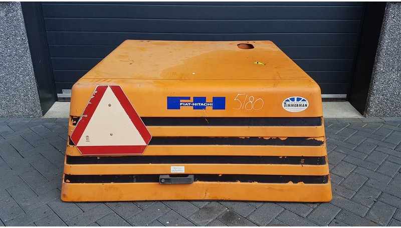 FIAT-HITACHI W 70 H - Engine hood/Motorhaube/Motorkap - Рама/ Шаси: снимка 2 FIAT-HITACHI W 70 H - Engine hood/Motorhaube/Motorkap - Рама/ Шаси: снимка 2