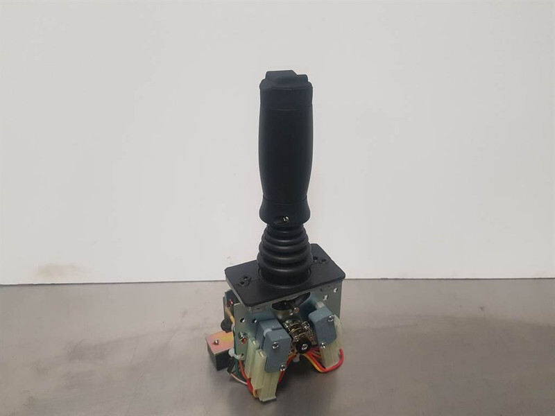 Genie 56773GT - Joystick/Steuergriff/Bedieningshendel - Електрическа система за Строителна техника: снимка 1 Genie 56773GT - Joystick/Steuergriff/Bedieningshendel - Електрическа система за Строителна техника: снимка 1