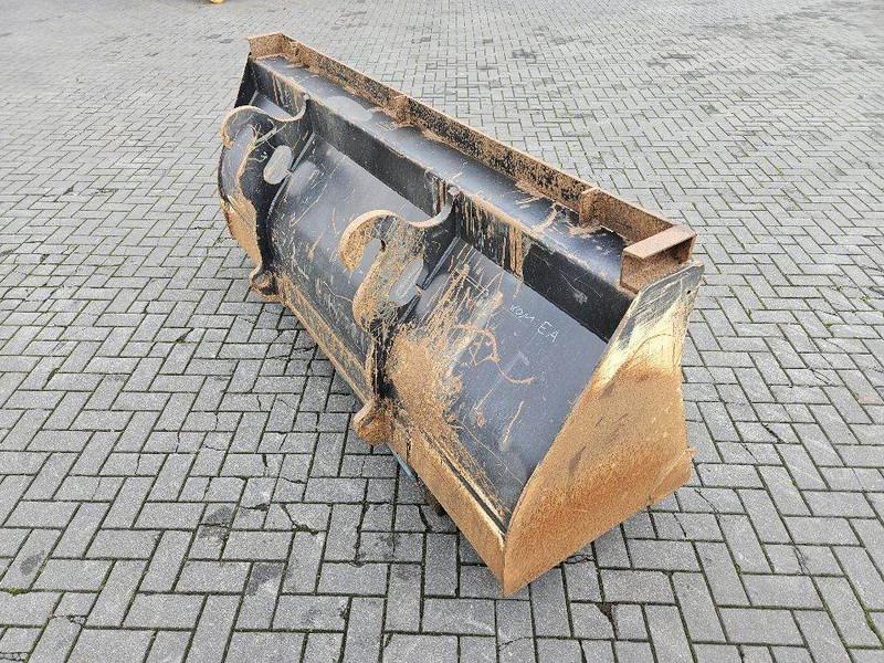 JCB 4CX-125/38100-2,34 MTR-Bucket/Schaufel/Dichte bak - Кофа за Строителна техника: снимка 5 JCB 4CX-125/38100-2,34 MTR-Bucket/Schaufel/Dichte bak - Кофа за Строителна техника: снимка 5