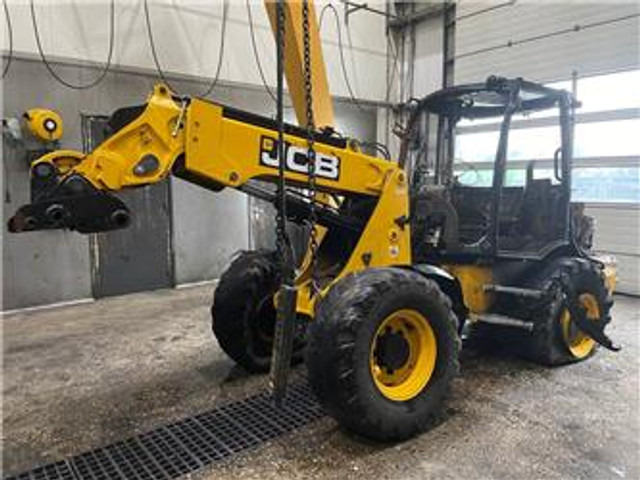 JCB TM 220 - (For parts) - Колесен товарач: снимка 1 JCB TM 220 - (For parts) - Колесен товарач: снимка 1