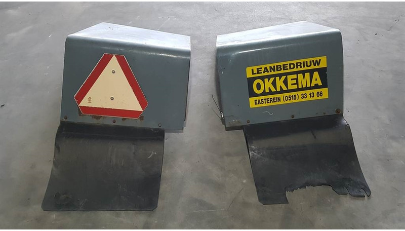 Калник за Строителна техника Komatsu WA 270 - 3 - Fender/Kotflügel/Spatbord: снимка 9 Калник за Строителна техника Komatsu WA 270 - 3 - Fender/Kotflügel/Spatbord: снимка 9