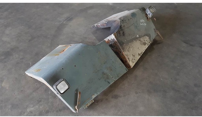 Komatsu WA 270 - 3 - Fender/Kotflügel/Spatbord - Калник за Строителна техника: снимка 2 Komatsu WA 270 - 3 - Fender/Kotflügel/Spatbord - Калник за Строителна техника: снимка 2